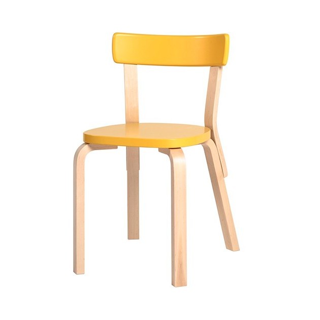 Silla infantil 69 abedul lacado amarillo de Artek