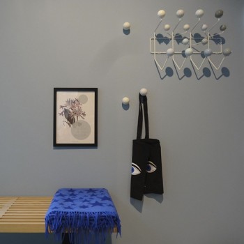 Cabide de Casaco Branco com Bolinhas - Vitra Cabide de Casaco Branco com Bolinhas - Vitra