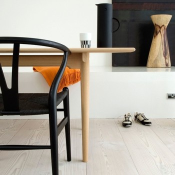 Carl Hansen CH327 dining table Carl Hansen CH327 dining table