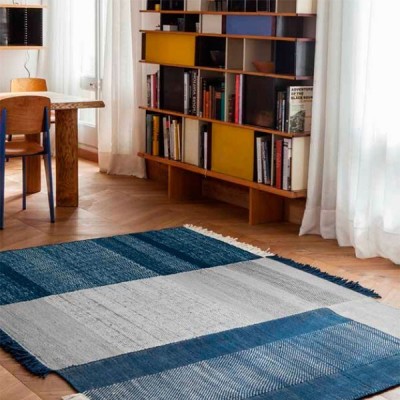Tapis très bleu Nanimarquina