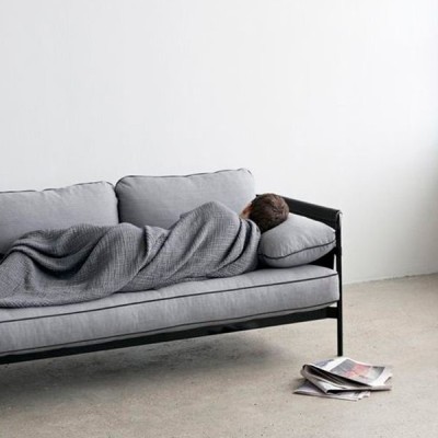 Sofá Can 2 asientos de HAY en Moises Showroom