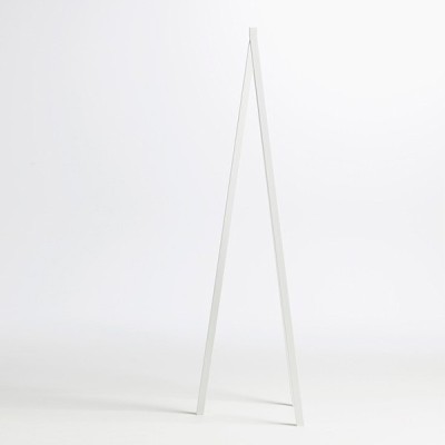 Loop Stand Hall - Hay Loop Stand Hall - Hay