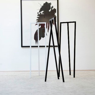 Loop Stand Hall - Hay Loop Stand Hall - Hay