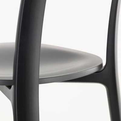 Vitra Sedia tutta in plastica Vitra Sedia tutta in plastica