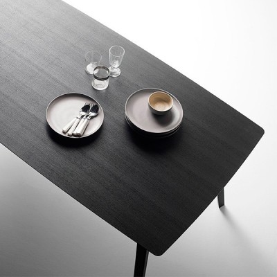 Aise Table rectangular metálica - Treku Aise Table rectangular metálica - Treku