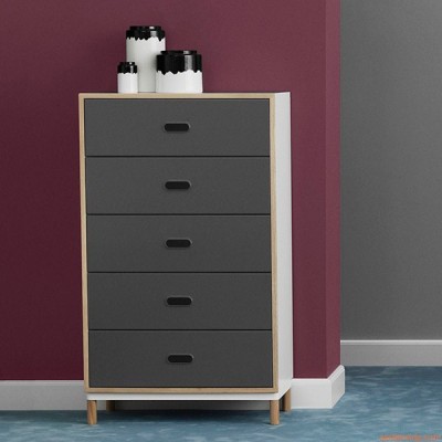 Cômoda Kabino 5 gavetas - Normann Copenhagen Cômoda Kabino 5 gavetas - Normann Copenhagen