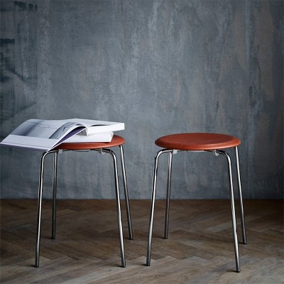 Banqueta de Couro Dot - Fritz Hansen Banqueta de Couro Dot - Fritz Hansen