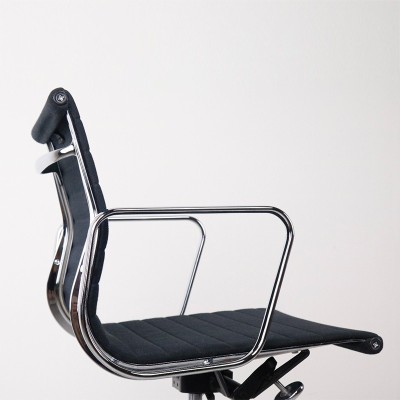 Vitra Aluminium EA 118 Hopsak Vitra Aluminium EA 118 Hopsak