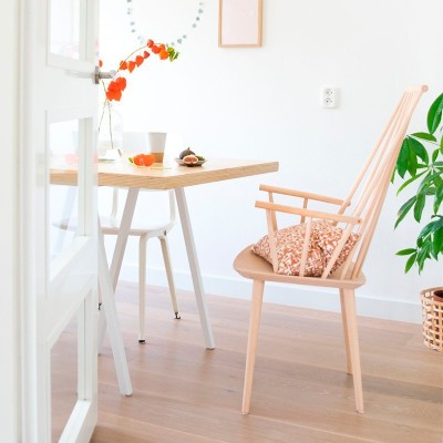 Silla J110 - Hay