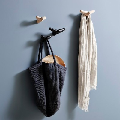 Woud Perchero Tail Wing Medium