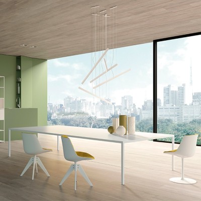 Tavola tesa di MDF Italia Tavola tesa di MDF Italia