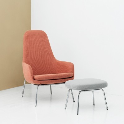 Interior con Butaca Era High y pouf de Normann Copenhagen Interior con Butaca Era High y pouf de Normann Copenhagen