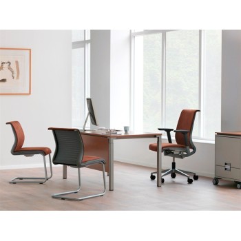 Silla de oficina Think de Steelcase en Moises Showroom Silla de oficina Think de Steelcase en Moises Showroom