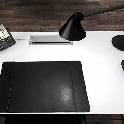 NJP Table Louis Poulsen NJP Table Louis Poulsen
