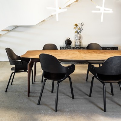 Gaulino dining table Gaulino dining table