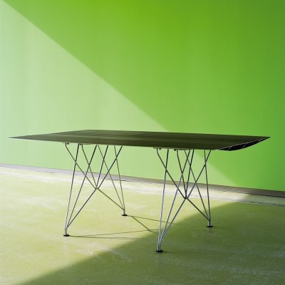 Mesa Table B Steel de BD Barcelona en Moises Showroom