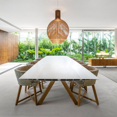 Mesa Table B Wood de BD Barcelona en Moises Showroom Mesa Table B Wood de BD Barcelona en Moises Showroom