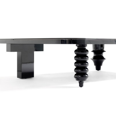 Multileg coffee table in matt lacquered finish by BD Barcelona Multileg coffee table in matt lacquered finish by BD Barcelona