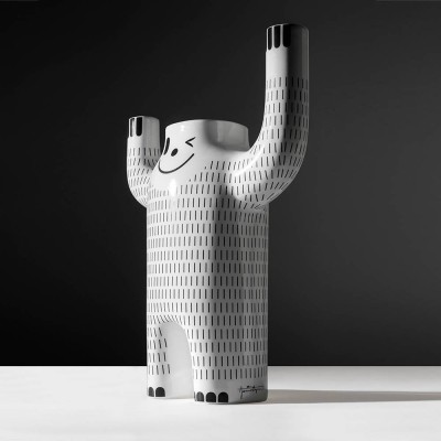 Jarrones Happy Yeti de BD Barcelona en Moises Showroom Jarrones Happy Yeti de BD Barcelona en Moises Showroom