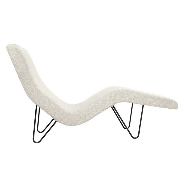 GMG Chaise longue de Gubi en Moises Showroom