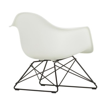 Eames Plastic Armchair LAR Vitra