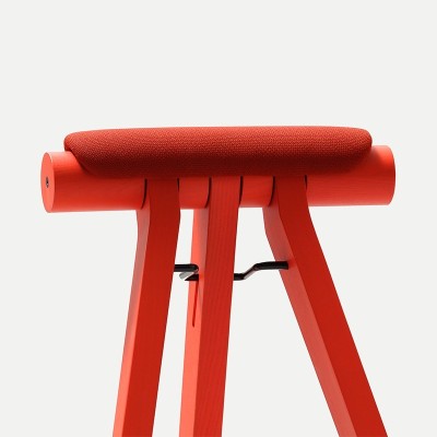 Taburete Perigallo de Sancal en Moises Showroom Taburete Perigallo de Sancal en Moises Showroom