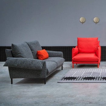 Sofá Alpino con brazo solapa de Sancal en Moises Showroom Sofá Alpino con brazo solapa de Sancal en Moises Showroom