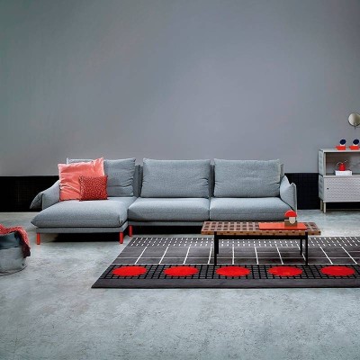 Sofá Alpino con brazo solapa de Sancal en Moises Showroom Sofá Alpino con brazo solapa de Sancal en Moises Showroom