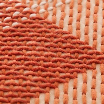 Alfombra Canevas Geo en color coral de Gan Rugs en Moises Showroom Alfombra Canevas Geo en color coral de Gan Rugs en Moises Showroom