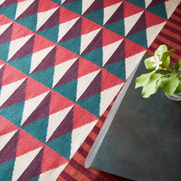 Alfombra Kilim Ndebele de Gan Rugs en Moises Showroom