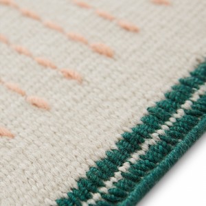 Alfombra Kilim Backstitch Composition Verde de Gan Rugs en Moises Showroom