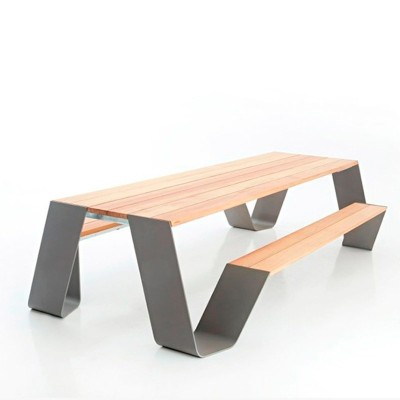 Mesa Hopper Picnic madera iroko color tierra de Extremis Mesa Hopper Picnic madera iroko color tierra de Extremis