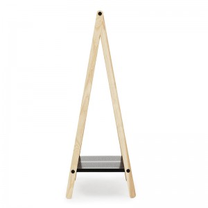 comprar Toj Clothes Rack pequeña en fresno y acero color negro de Normann Copenhagen