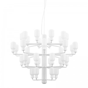 Lámpara Amp Chandelier grande color branco cristal blanco de Normann copenhagen