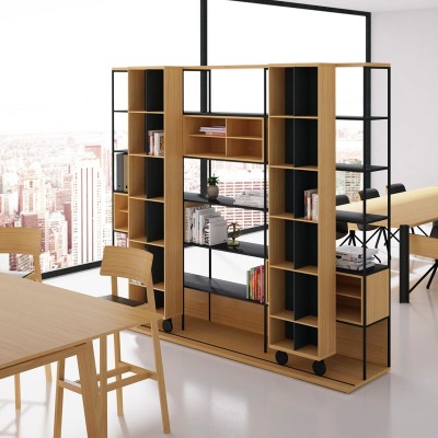 salón con Estantería Literatura Open roble natural de Punt Mobles salón con Estantería Literatura Open roble natural de Punt Mobles