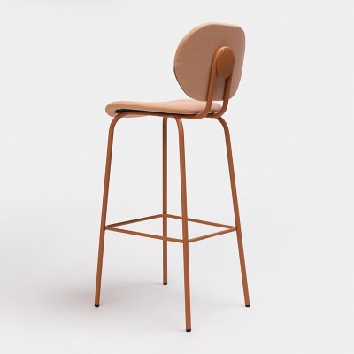 Taburete HARI tapizado integral de Ondarreta en Moises Showroom 6 Taburete HARI tapizado integral de Ondarreta en Moises Showroom 6