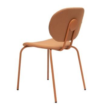 Silla Hari tapizada de Ondarreta en Moises Showroom Silla Hari tapizada de Ondarreta en Moises Showroom