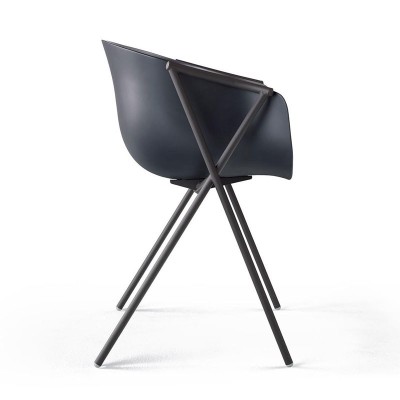 Silla Bai polipropileno de Ondarreta en Moises Showroom Silla Bai polipropileno de Ondarreta en Moises Showroom