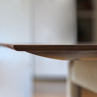 Detalle canto mesa Kaufmann