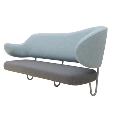 Wall sofa de House of Finn Juhl en Moises Showroom Wall sofa de House of Finn Juhl en Moises Showroom