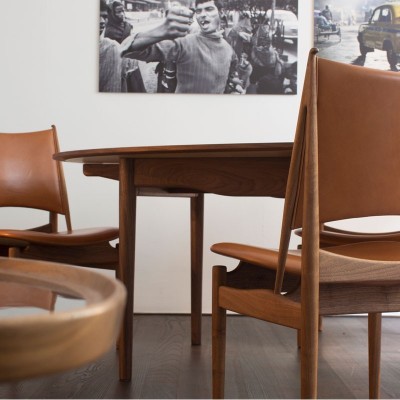Table en Argent par House of Finn Juhl Table en Argent par House of Finn Juhl