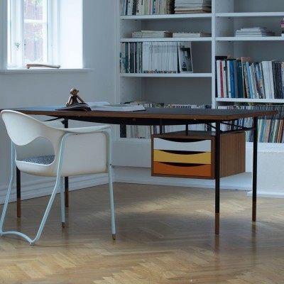 Bureau Nyhavn par House of Finn Juhl Bureau Nyhavn par House of Finn Juhl