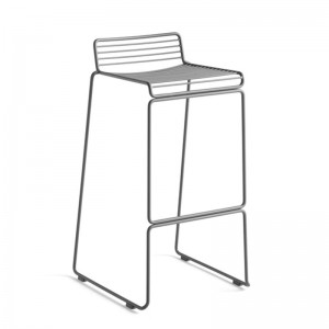 Taburete Hee Bar stool asphalt grey de HAY en Moises Showroom