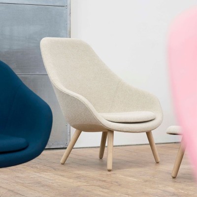 Sillón About A Lounge 92 de HAY en Moises Showroom Sillón About A Lounge 92 de HAY en Moises Showroom
