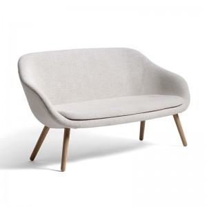 About a Lounge Sofa de HAY en Moises Showroom