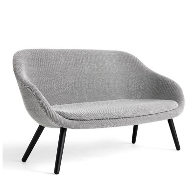 About a Lounge Sofa de HAY en Moises Showroom About a Lounge Sofa de HAY en Moises Showroom