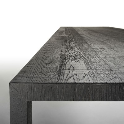 Mesa Tense Material Wood carbón de MDF Italia en Moises Showroom