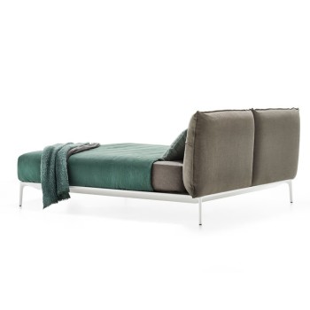 Trasera Cama Yale Bed de MDF Italia con cabecera alta en Moises Showroom Trasera Cama Yale Bed de MDF Italia con cabecera alta en Moises Showroom