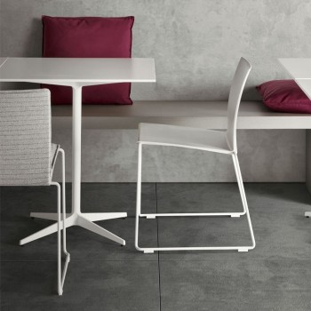 Silla de exterior M1 de MDF Italia en Moises Showroom Silla de exterior M1 de MDF Italia en Moises Showroom