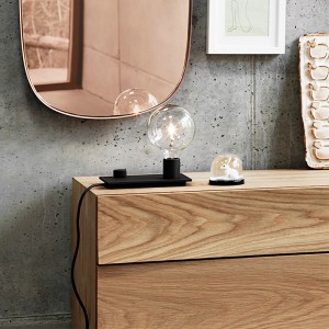 Aparador Reflect Large en roble de Muuto en Moises Showroom